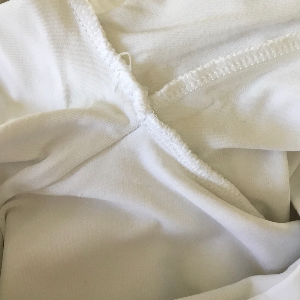 Aritzia Contour White Silhouette Form Fitting Long Sleeve Crewneck Shirt Small - Picture 9 of 10